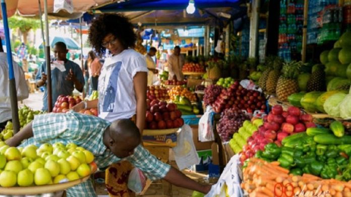 Nigeria's Inflation Rate Soars To 18-Year High In November 2023, Fueling Hardship And Poverty