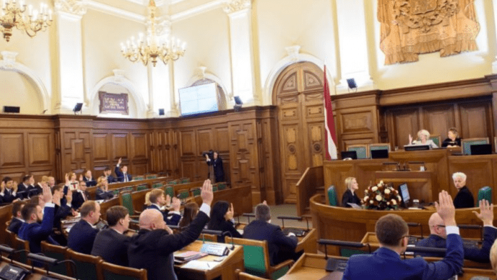 Latvia approves a ban on Russian agricultural imports
