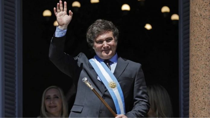 Aregntina President Javier Millei waving to people